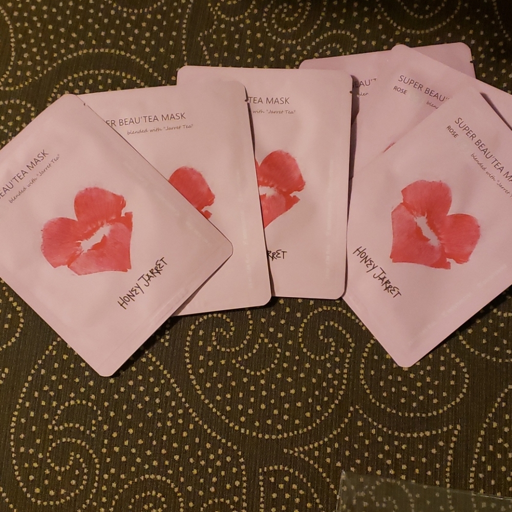 BRAND NEW SET OF 6 ROSE SHEET MASKS 🌹🌹🌹